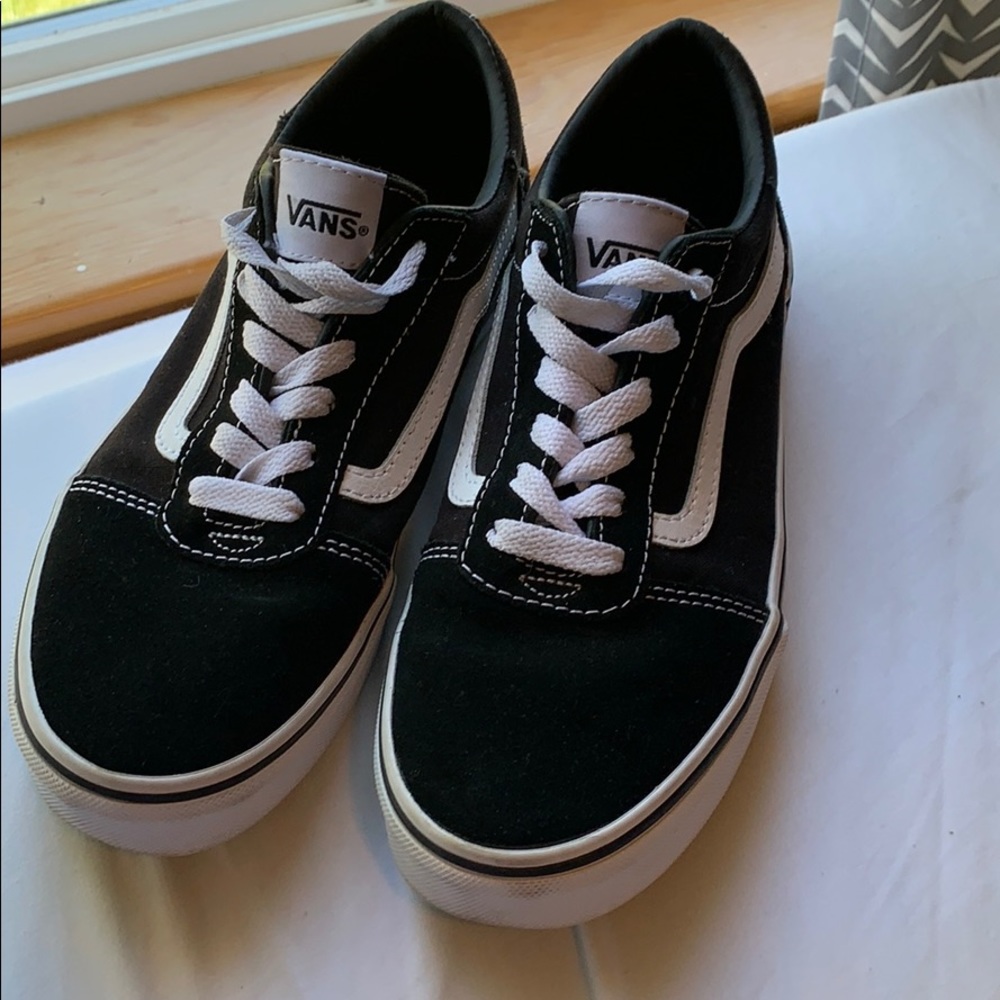 Black old school vans